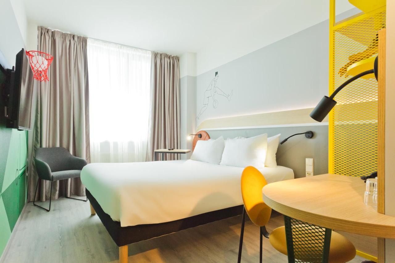 Ibis Styles Kaunas Centre Hotel Kültér fotó